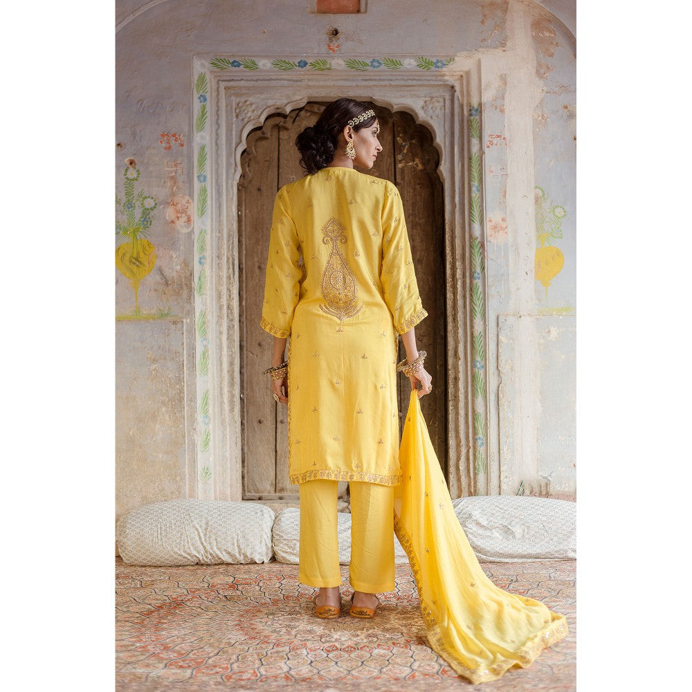 Gulabo Jaipur Sweta Yellow Kurta (Set of 3)