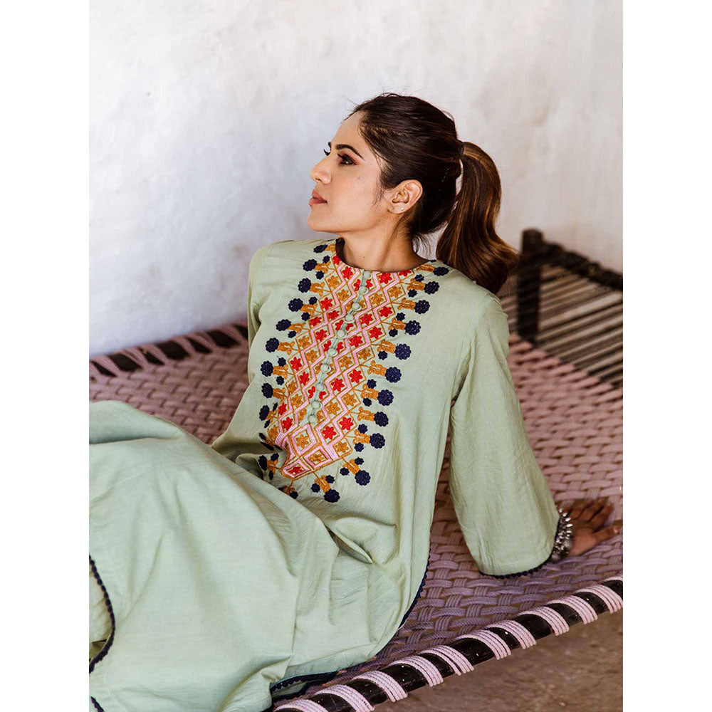 Gulabo Jaipur Arzu Green Kurta (Set of 2)