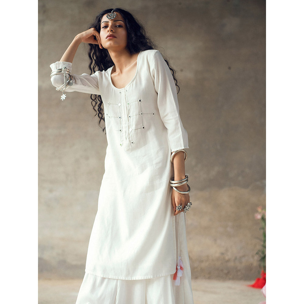 Gulaal Some Straight Kurta With Skirt (Set of 2)