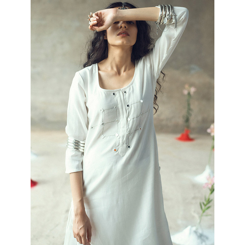 Gulaal Some Straight Kurta With Skirt (Set of 2)