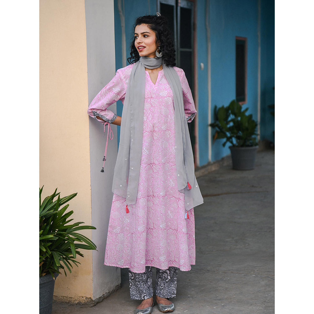 Gulaal Ahe Kurta