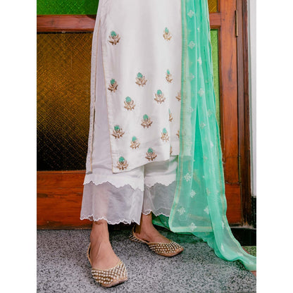 House Of Muher Zubina Off White Suit Set (Set of 3)