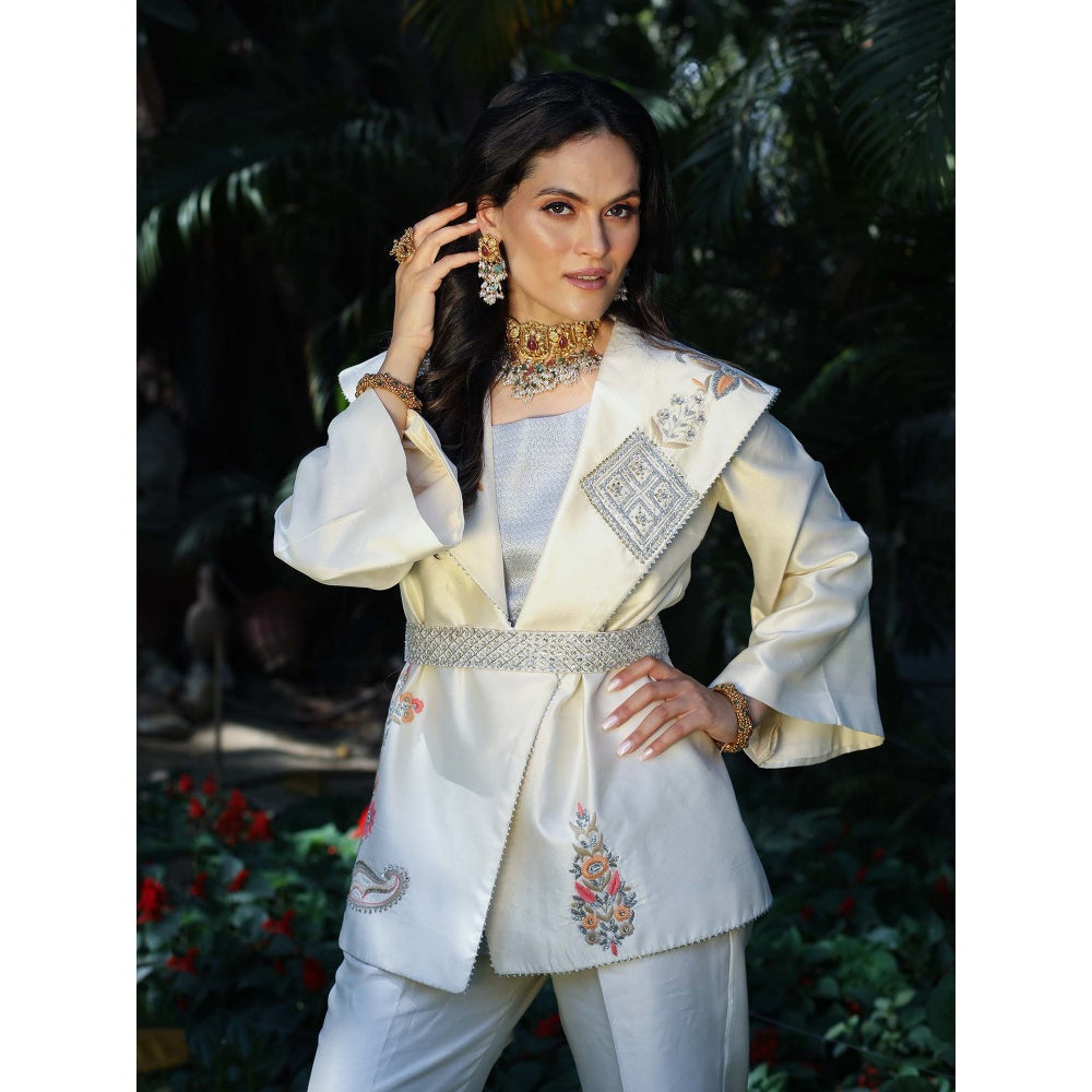 House Of Muher Mahira Off White Jacket Set (Set of 3)