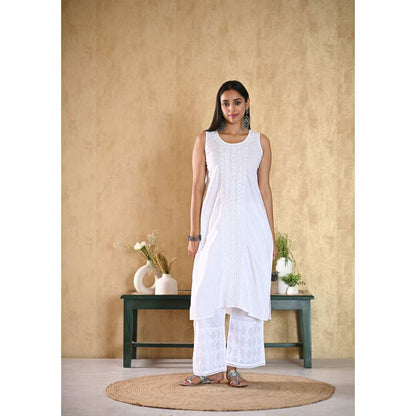 House of Chikankari Tiraq Chikankari Cotton Sleeveless Straight Kurta