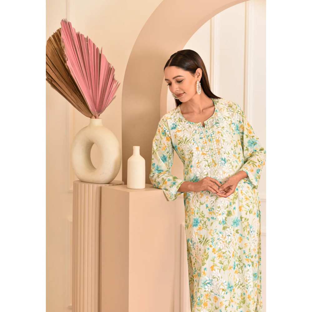 House of Chikankari Zeina Chikankari Mulmul Straight Kurta