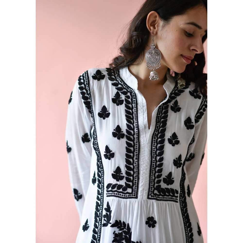 House of Chikankari Safa Chikankari Muslin A-Line Kurta - White