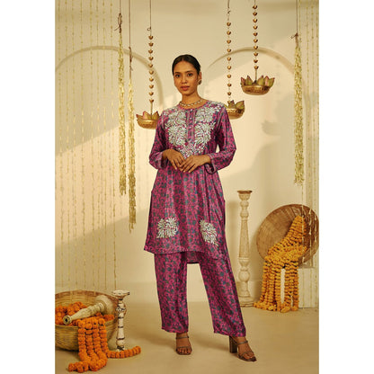 House of Chikankari Pink Zehna Chikankari Crepe Straight Short Kurta with Pant (Set of 2)