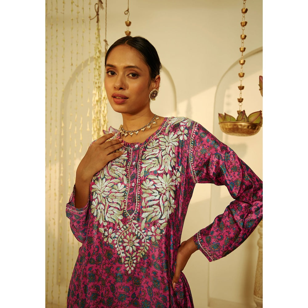 House of Chikankari Pink Zehna Chikankari Crepe Straight Short Kurta with Pant (Set of 2)