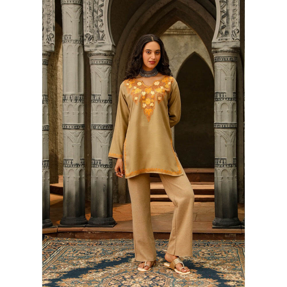 House of Chikankari Kasmira Aari Woollen Short Kurta