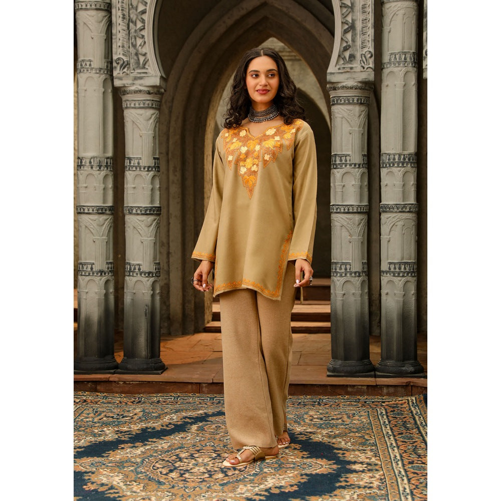 House of Chikankari Kasmira Aari Woollen Short Kurta