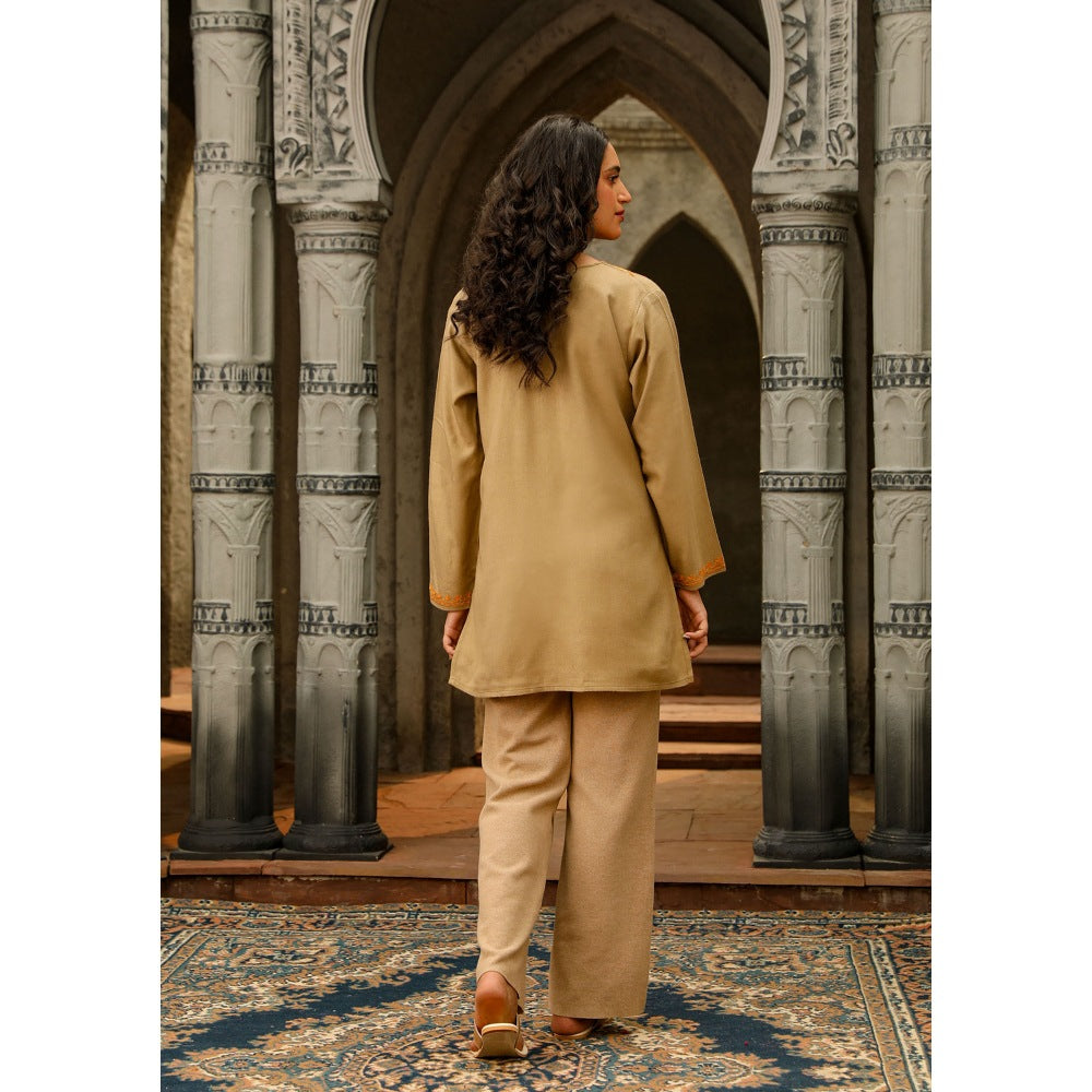 House of Chikankari Kasmira Aari Woollen Short Kurta