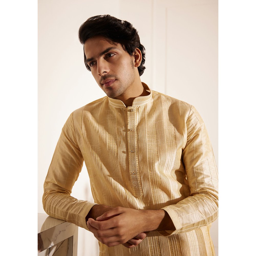 House of Chikankari Amir Silk Straight Men Kurta with Pyjama (Set of 2)