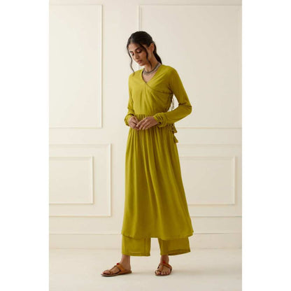 Ikshita Choudhary Parrot Green Kurta Lace Detailing