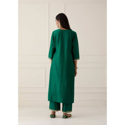 Ikshita Choudhary Green Embroidered Kurta