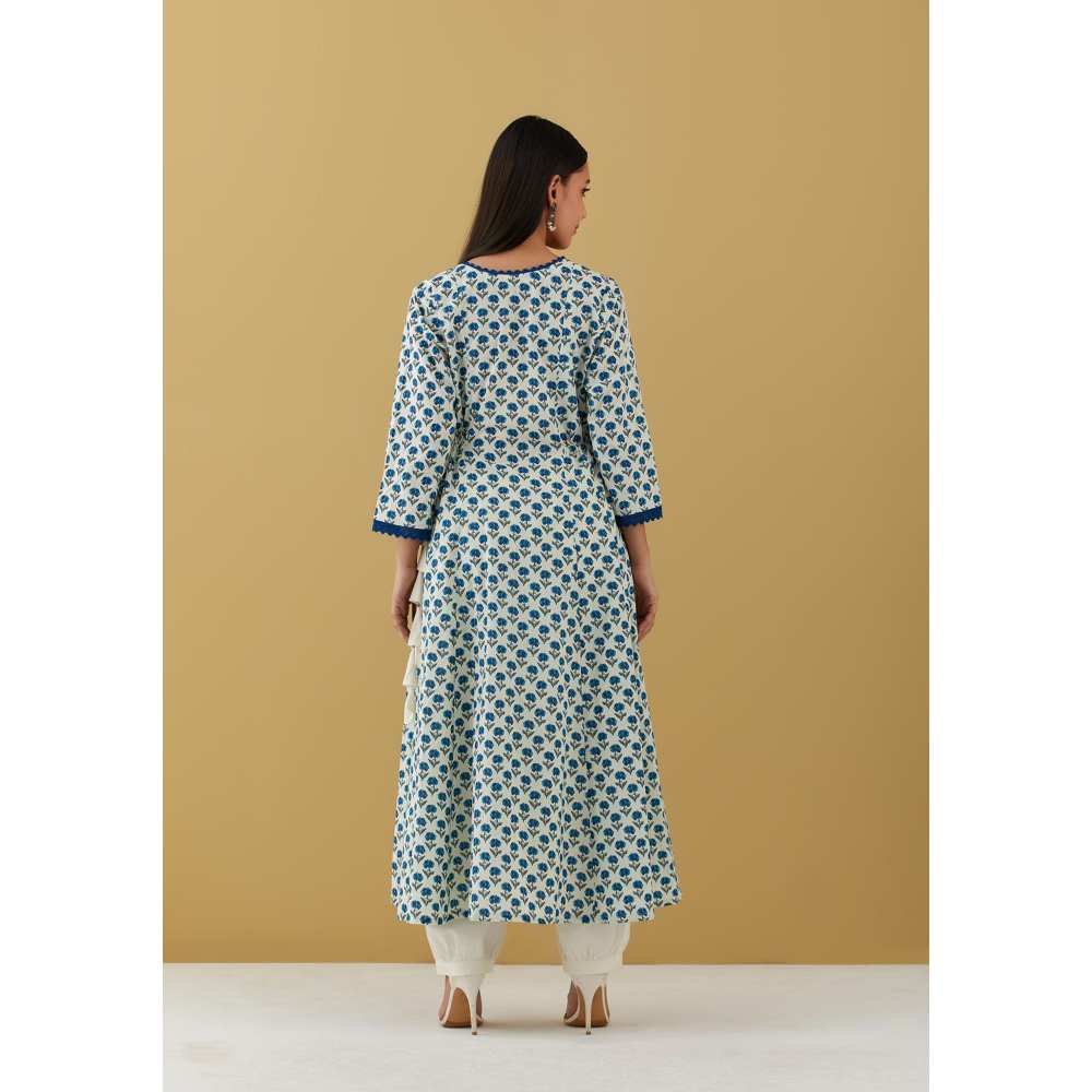 Ikshita Choudhary Blue Block Printed Kurta with Pants (Set of 2)