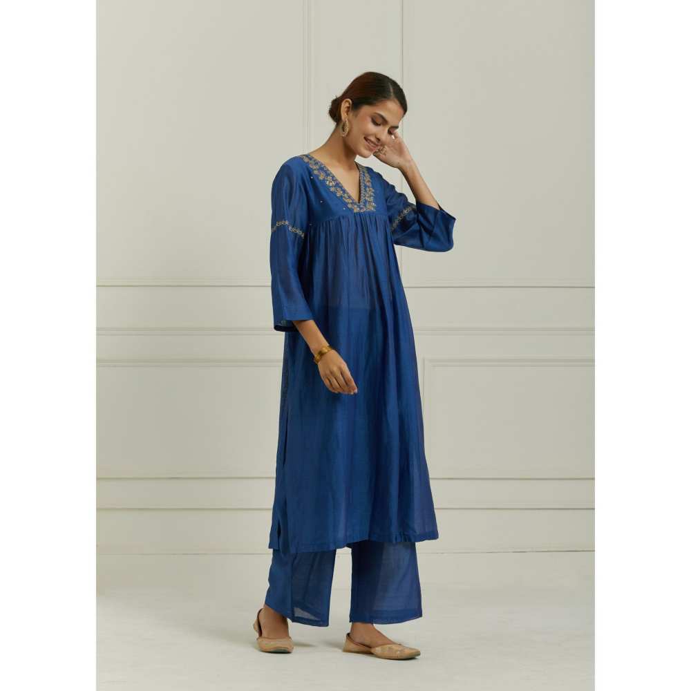 Ikshita Choudhary Blue Kurta