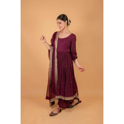 Ikshita Choudhary Maroon Kurta (Set of 2)