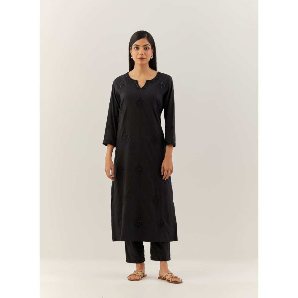 Ikshita Choudhary Black Kurta (Set of 2)