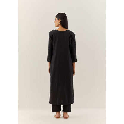 Ikshita Choudhary Black Kurta (Set of 2)