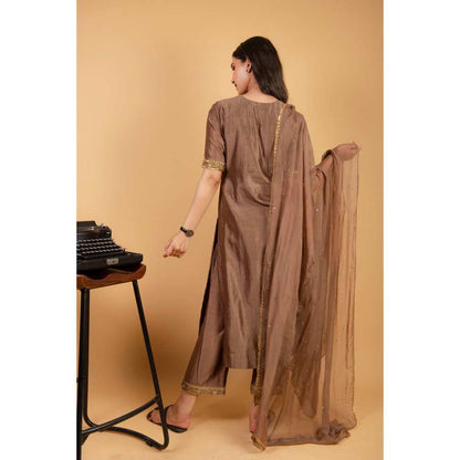 Ikshita Choudhary Brown Kurta (Set of 2)