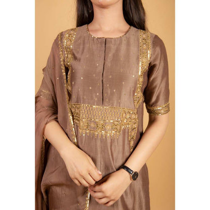 Ikshita Choudhary Brown Kurta (Set of 2)