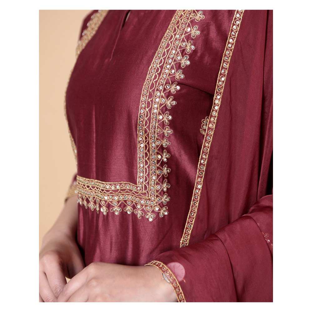 Ikshita Choudhary Maroon Kurta (Set of 3)