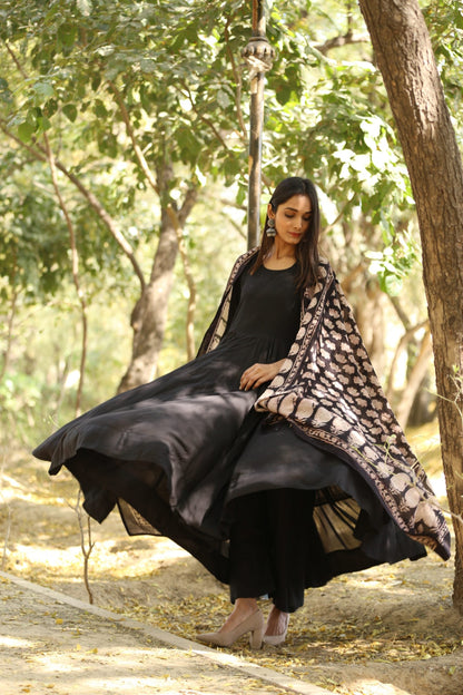Alwari Anarkali Set