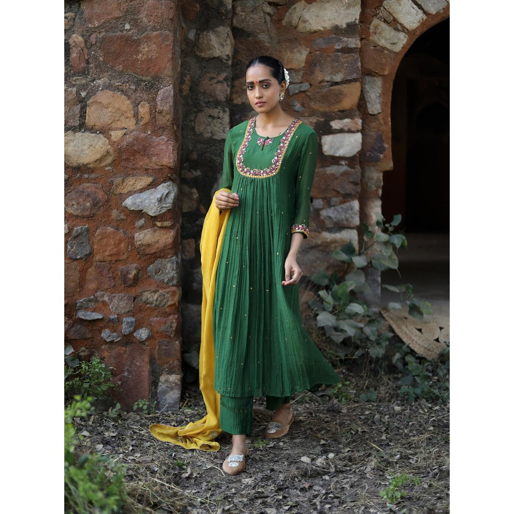 Label Kinjal Modi Green Kurta with Mustard Yellow Dupatta (Set of 3)