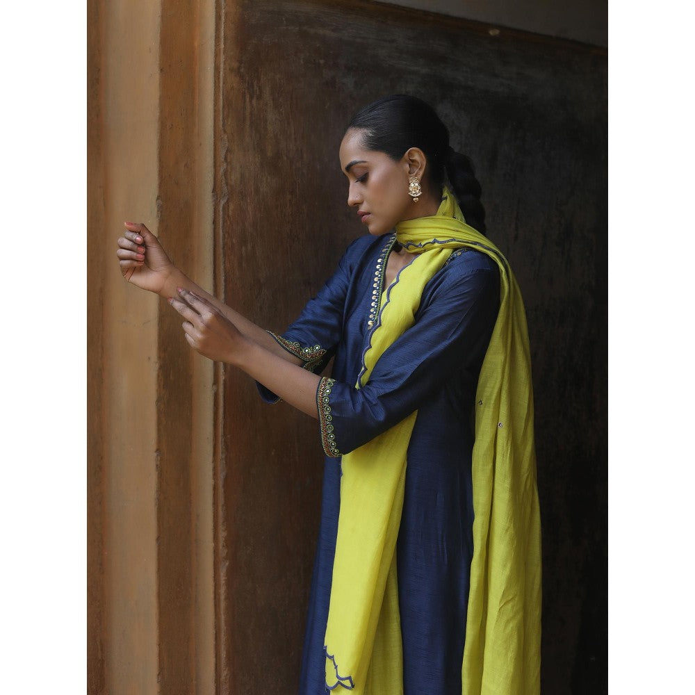 Label Kinjal Modi Navy Blue Kurta & Pant with Lime Green Dupatta (Set of 3)