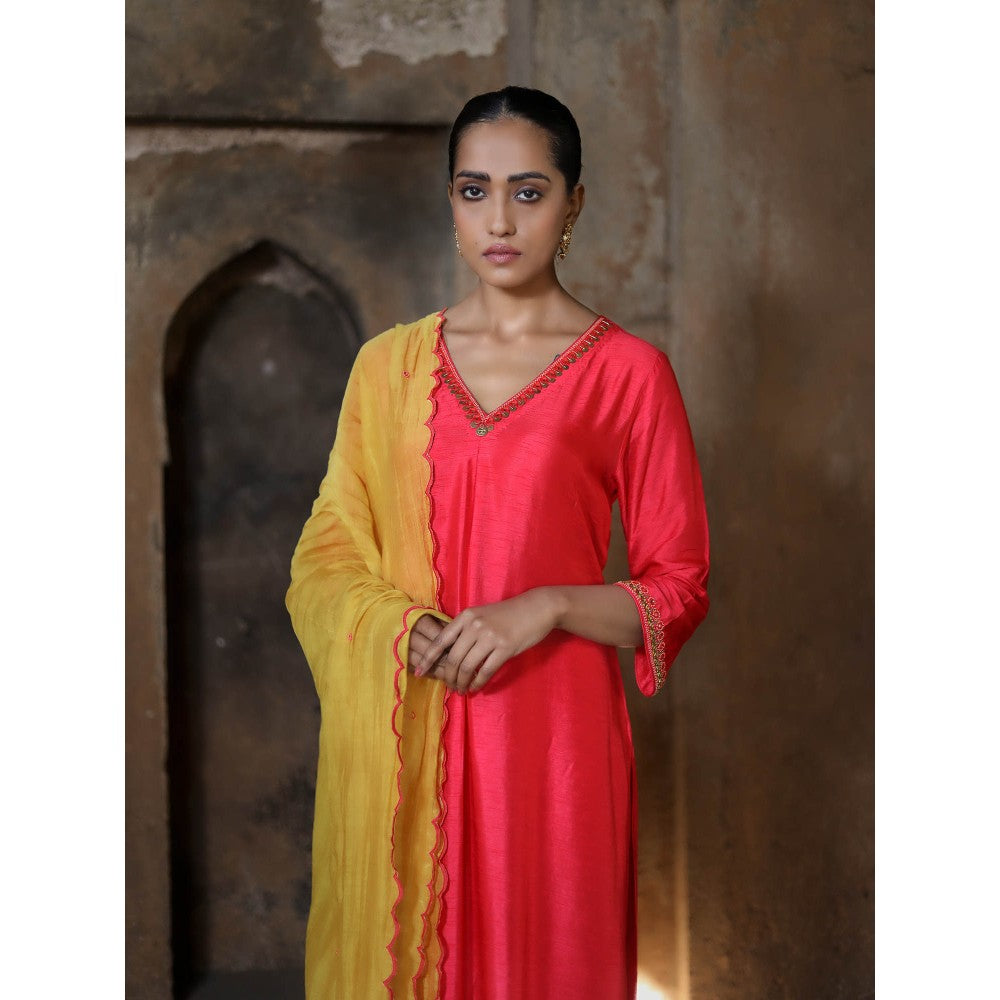 Label Kinjal Modi Fine Chanderi Kurta and Dupatta with Cupro Silk Pant-Pink (Set of 3)