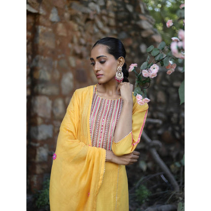 Label Kinjal Modi Chanderi Kurta with Pants and Dupatta-Yellow (Set of 3)