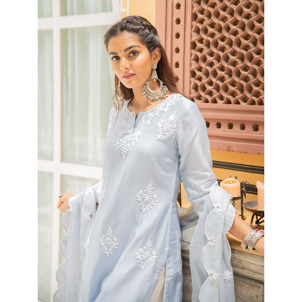 Maison Shefali Noor Baadli Kasida Mirror and Thread Work Kurta (Set of 3)