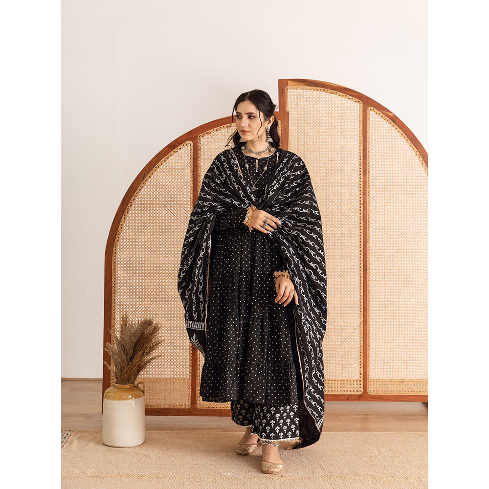 Maison Shefali Raat Rani Anarkali Pant And Dupatta (Set of 3)