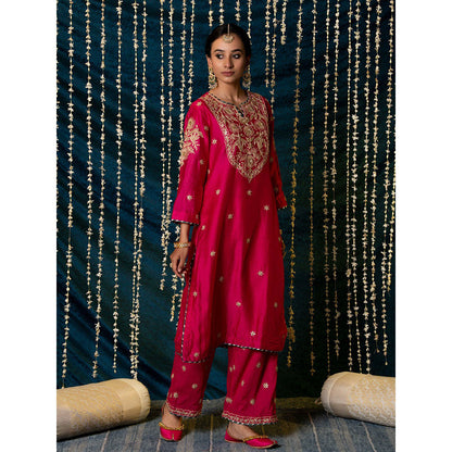 Maison Shefali Gulaab Kurta (Set of 3)
