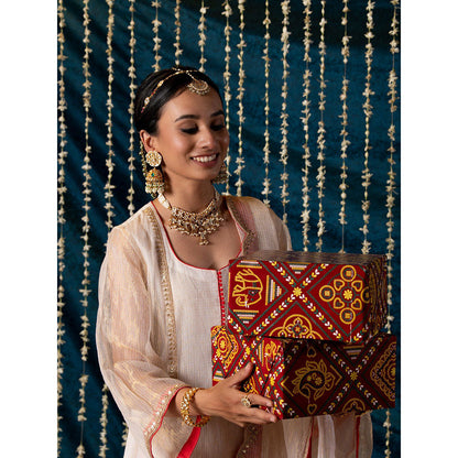 Maison Shefali Kanak Kurta (Set of 3)