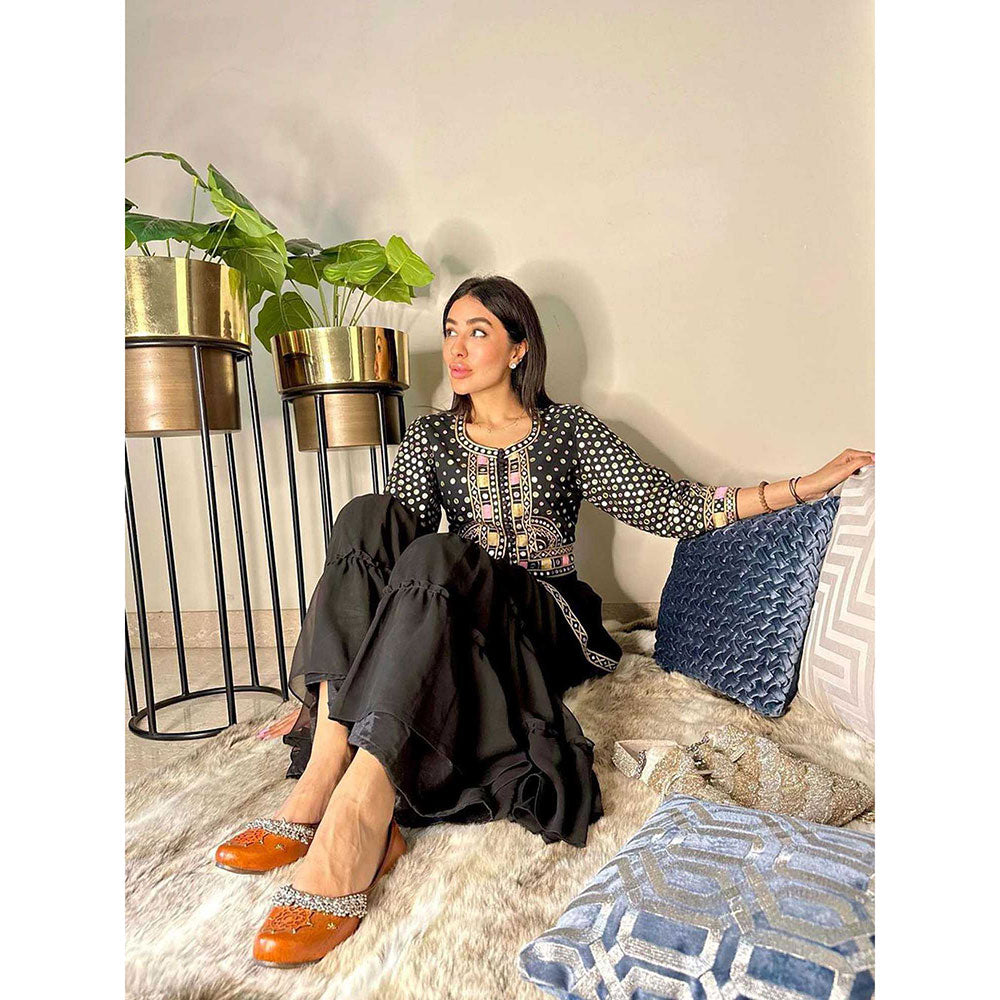 Maison Shefali Hunar Aks Sharara (Set of 2)