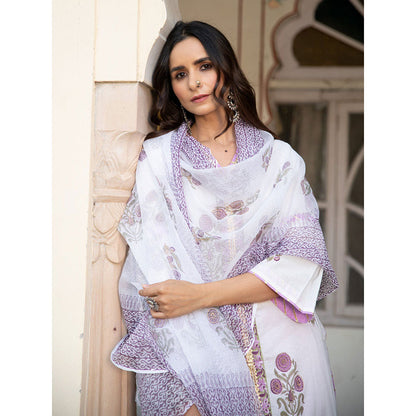 Maison Shefali Chaand Sehar Kurta Salwar With Dupatta (Set of 3)
