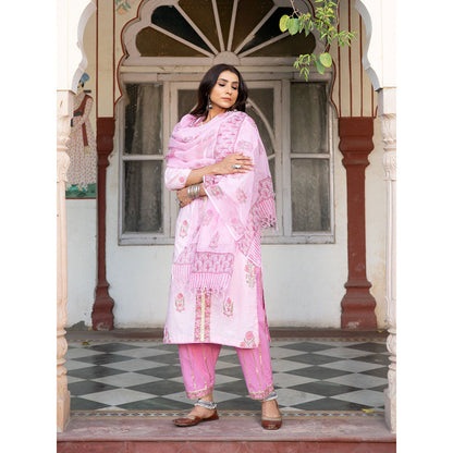 Maison Shefali Chaand Sahar Gulabi Kurta Salwar With Dupatta (Set of 3)