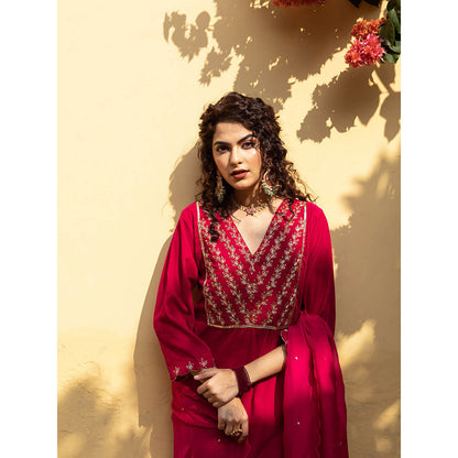 Maison Shefali Roya Gulabi - Velvet Embroidered Kurta & Pant with Dupatta (Set of 3)