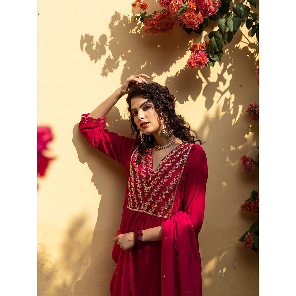 Maison Shefali Roya Gulabi - Velvet Embroidered Kurta & Pant with Dupatta (Set of 3)