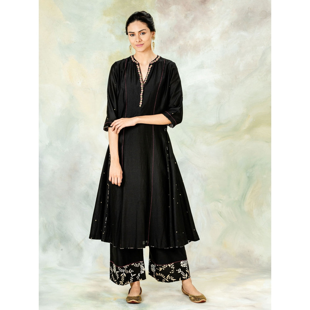 Mandira Wirk Embellished Kurta With Black Palazzo And Hand Embroidered Dupatta (Set of 3)