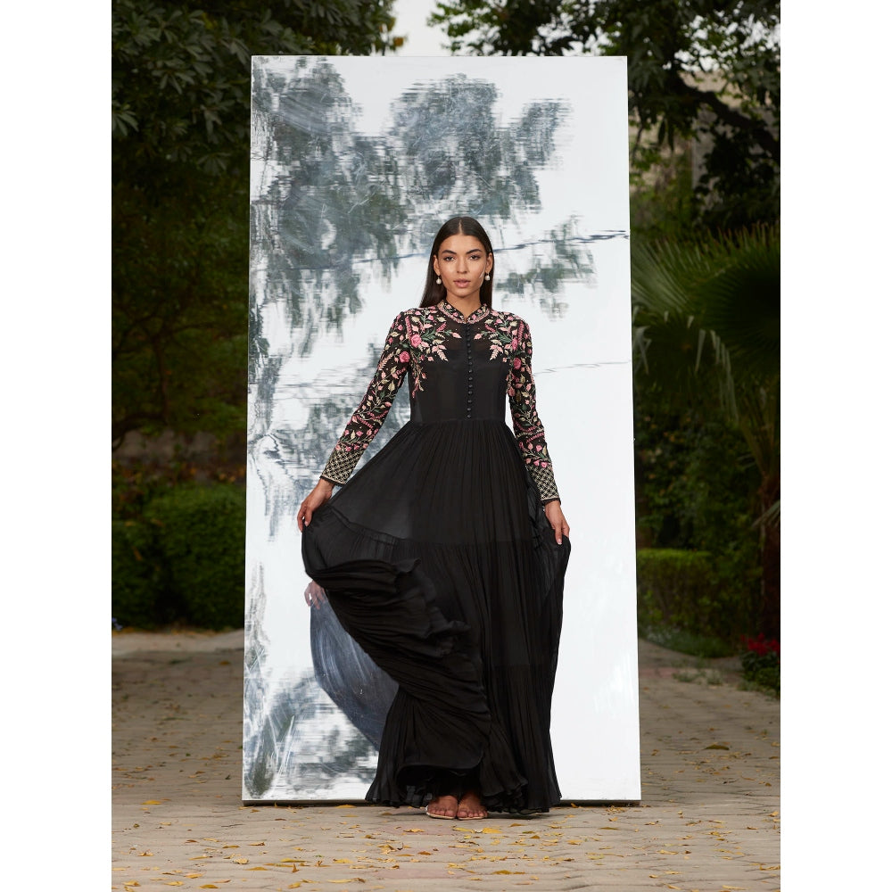 Mandira Wirk Embroidered Tier Dress