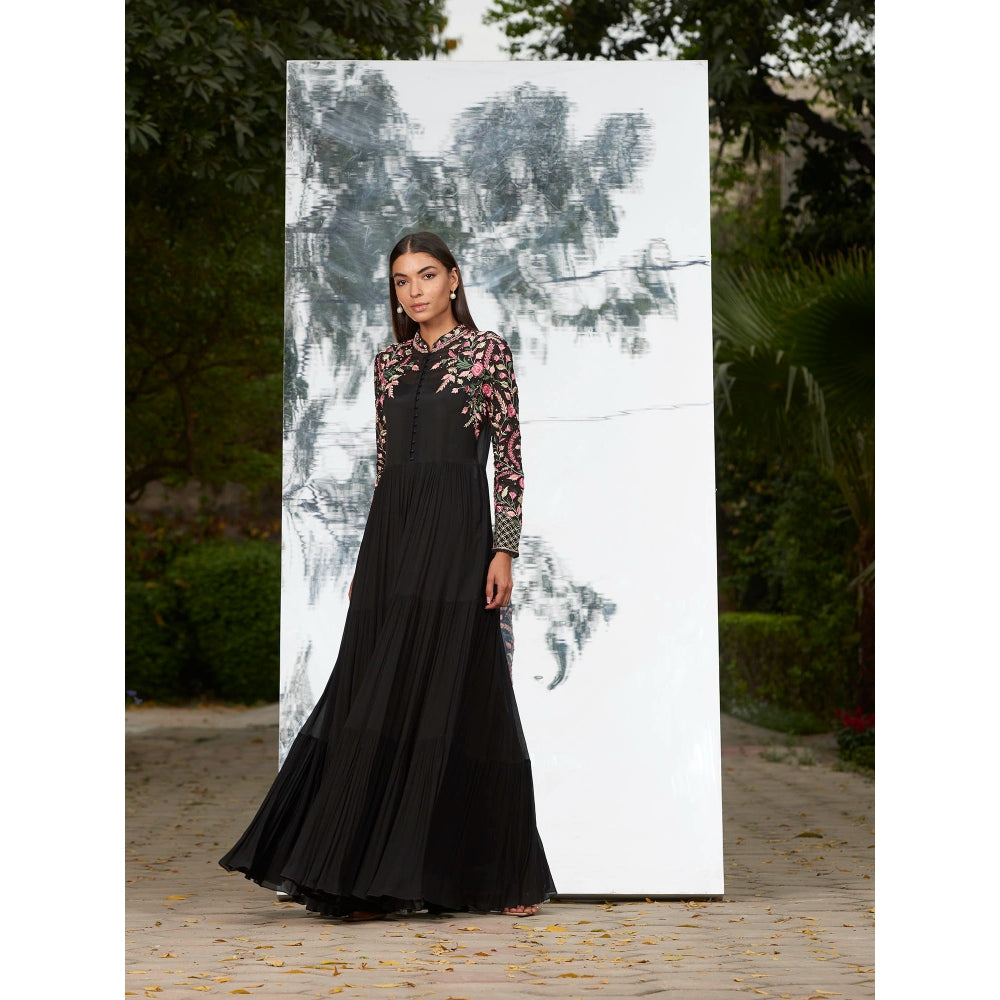 Mandira Wirk Embroidered Tier Dress