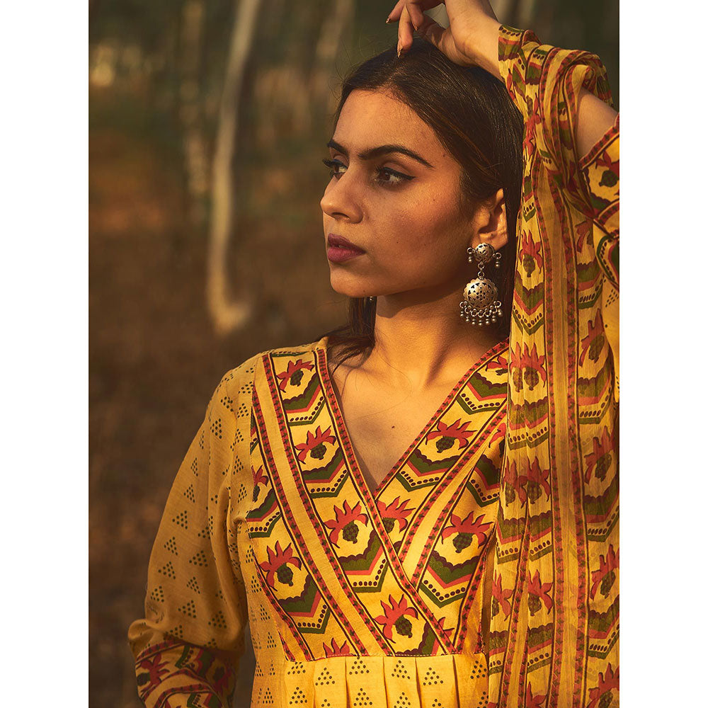 Baise Gaba Yellow Kaner Stripe Dupatta Baise Gaba Yellow Printed Dupatta