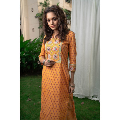 PANTS AND PAJAMAS Mustard Block Printed Kota Dupatta