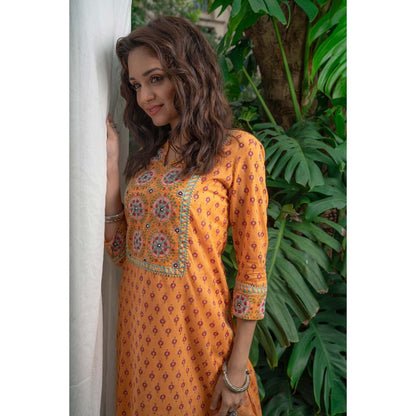 PANTS AND PAJAMAS Mustard Block Printed Kota Dupatta