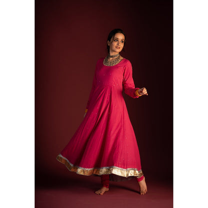 PANTS AND PAJAMAS Pink Mangal Foil Print Dupatta