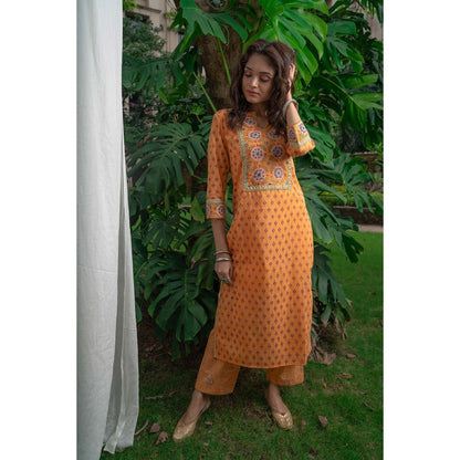 PANTS AND PAJAMAS Mustard Block Printed Straight Bottom
