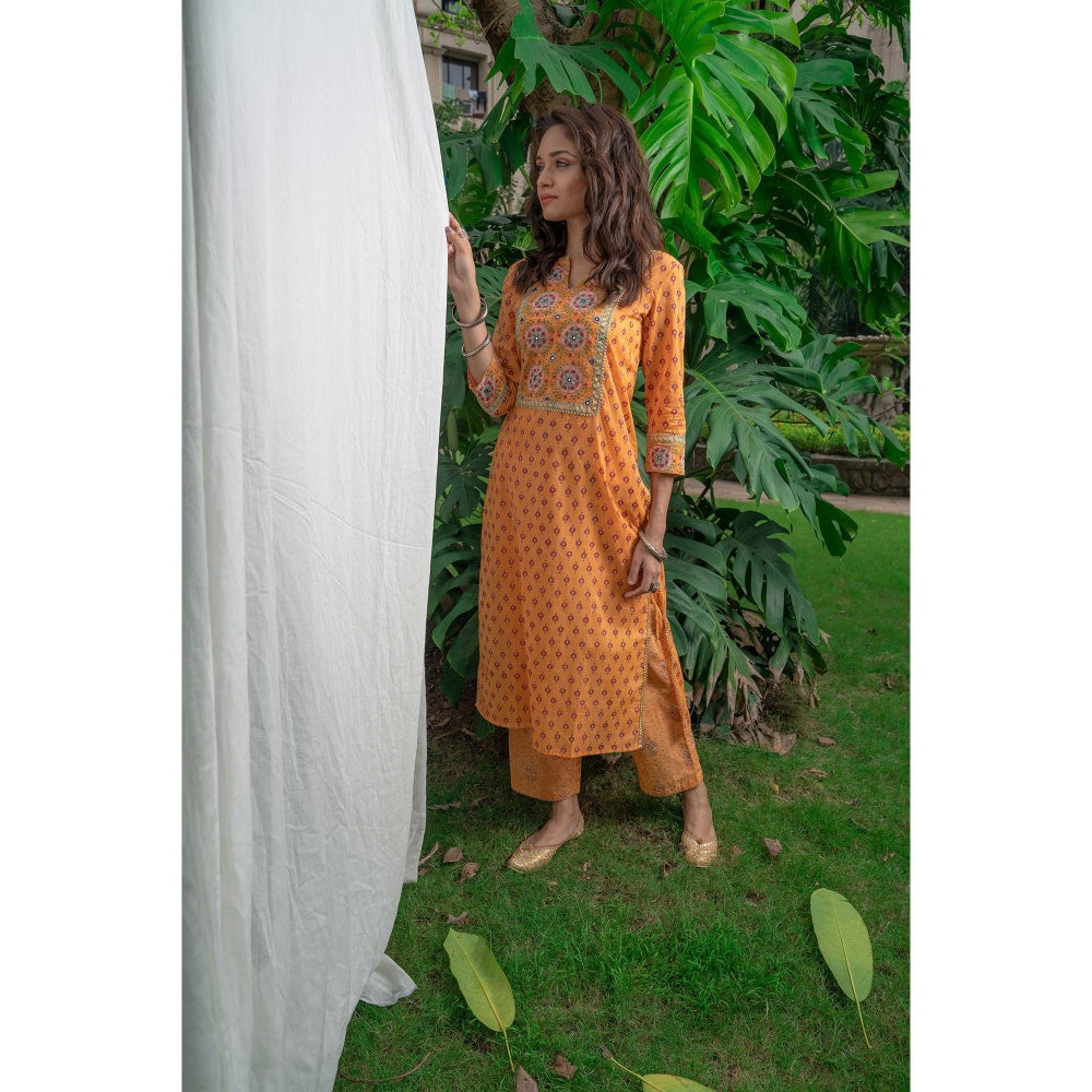 PANTS AND PAJAMAS Mustard Block Printed Straight Bottom