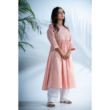 PANTS AND PAJAMAS Rozovo White Chikan Chanderi Dupatta